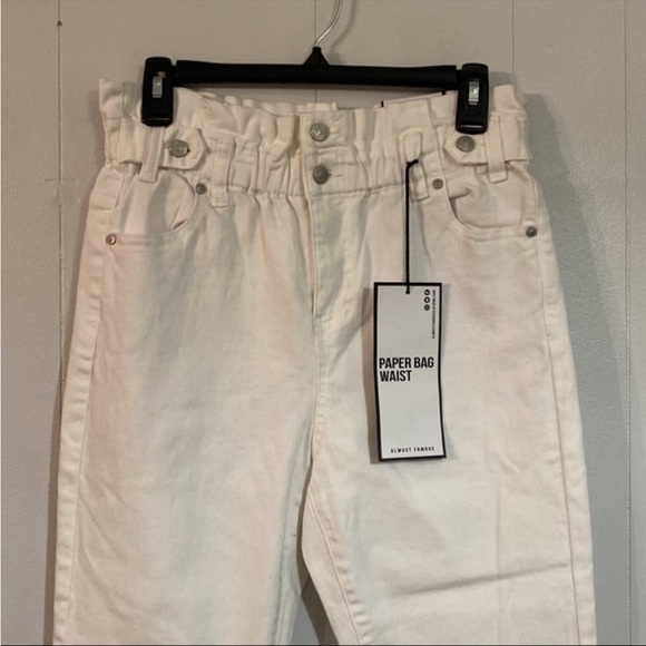 Vintage Almost Famous White Paper Bag Waist Jeans NWT size M - Picture 3 of 12